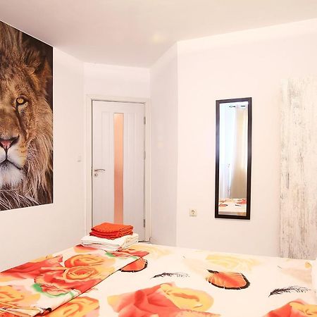Modern Delux Apartments In Flowers&Pool Private Complex バルチク エクステリア 写真