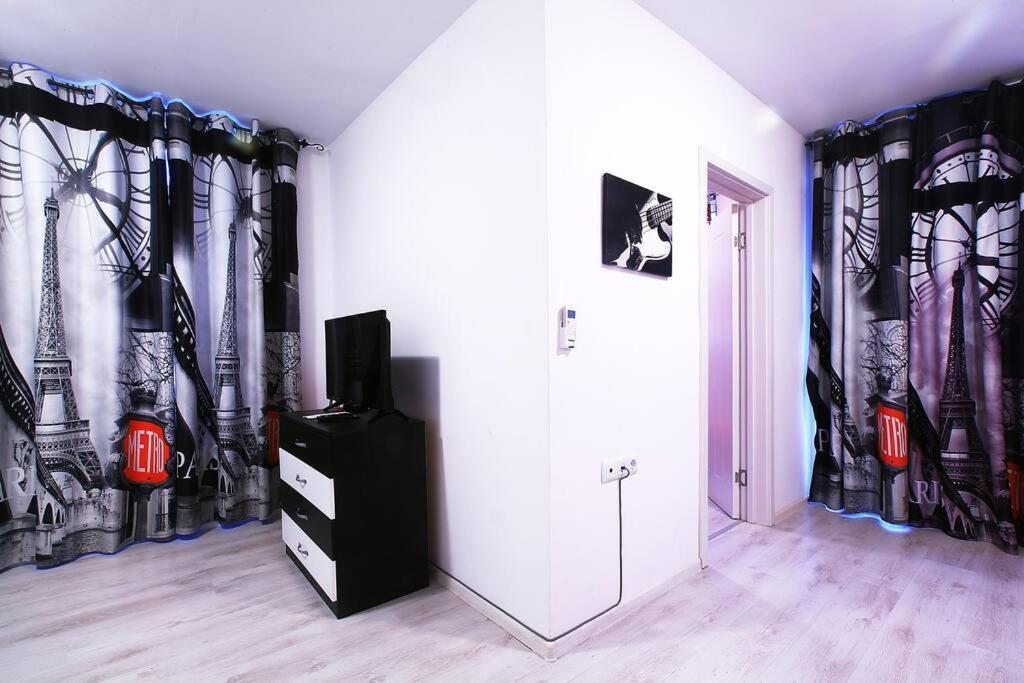 Modern Delux Apartments In Flowers&Pool Private Complex バルチク エクステリア 写真