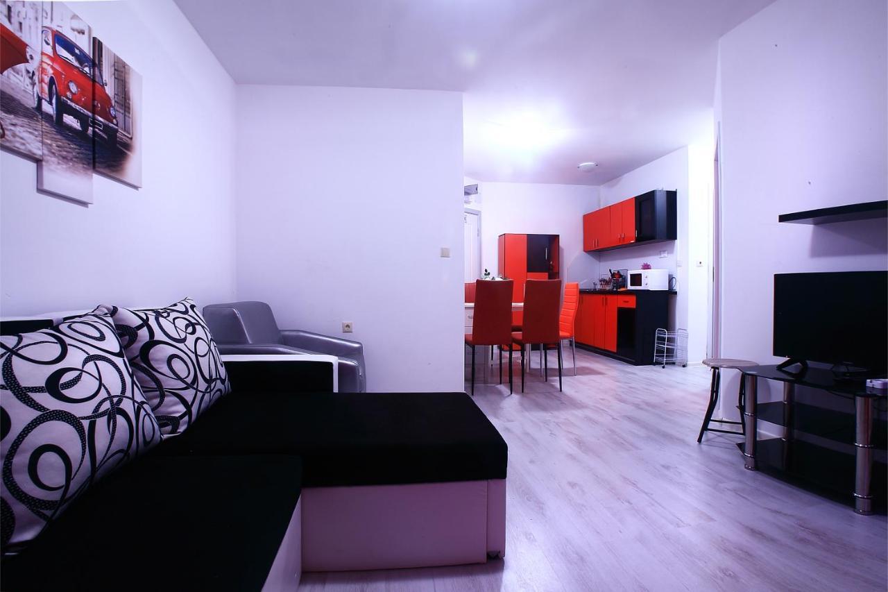 Modern Delux Apartments In Flowers&Pool Private Complex バルチク エクステリア 写真