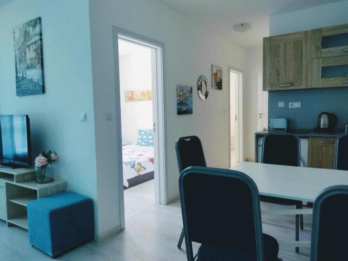 Modern Delux Apartments In Flowers&Pool Private Complex バルチク エクステリア 写真