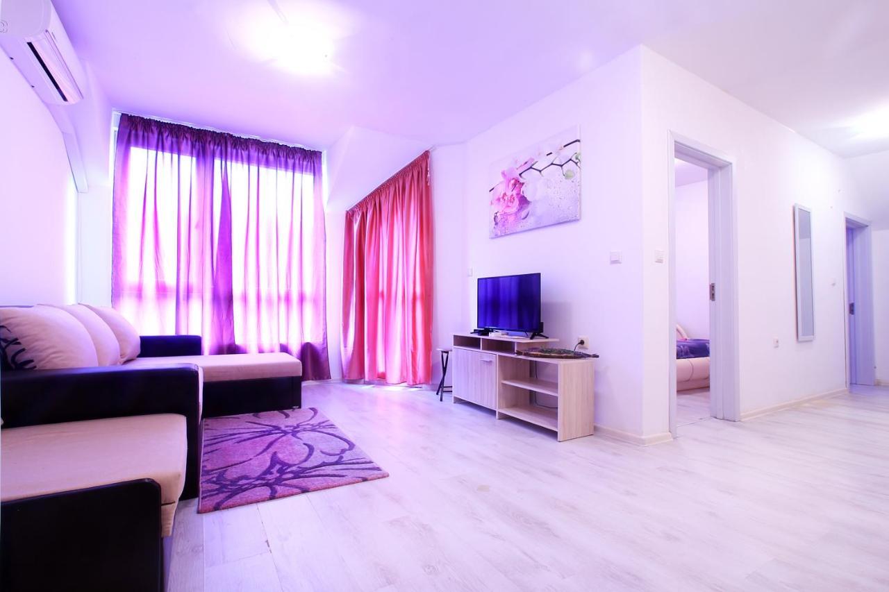 Modern Delux Apartments In Flowers&Pool Private Complex バルチク エクステリア 写真