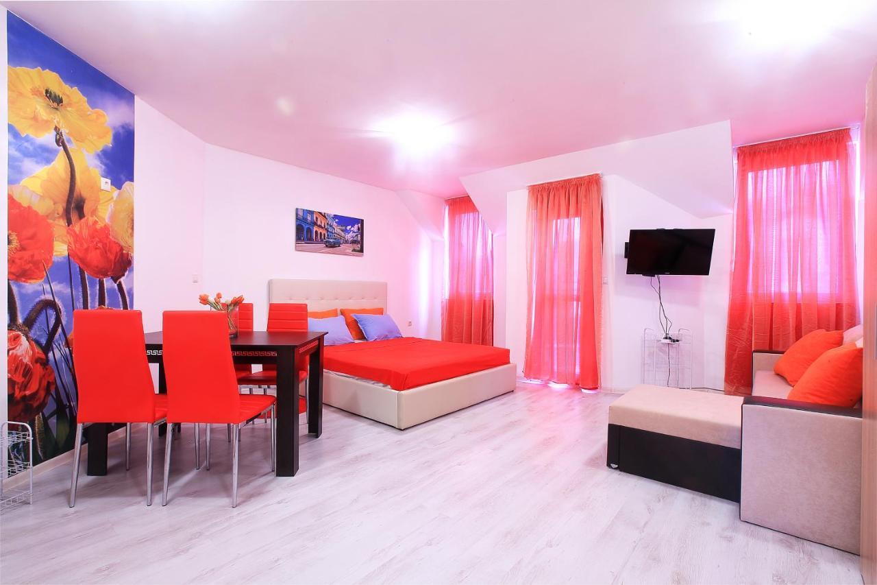 Modern Delux Apartments In Flowers&Pool Private Complex バルチク エクステリア 写真