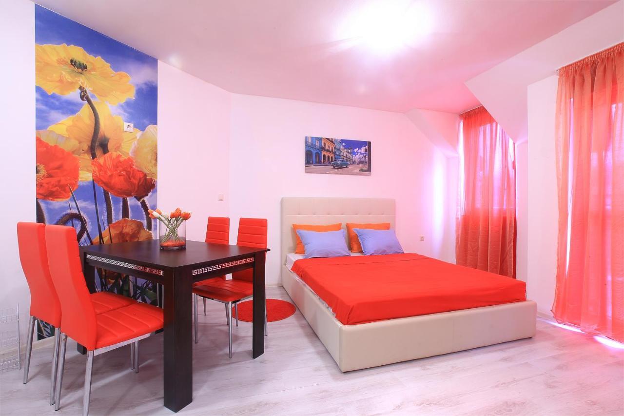 Modern Delux Apartments In Flowers&Pool Private Complex バルチク エクステリア 写真